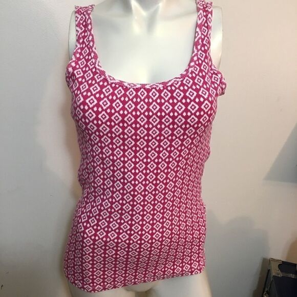 Thick ribbed Tank   - Picture 1 of 2